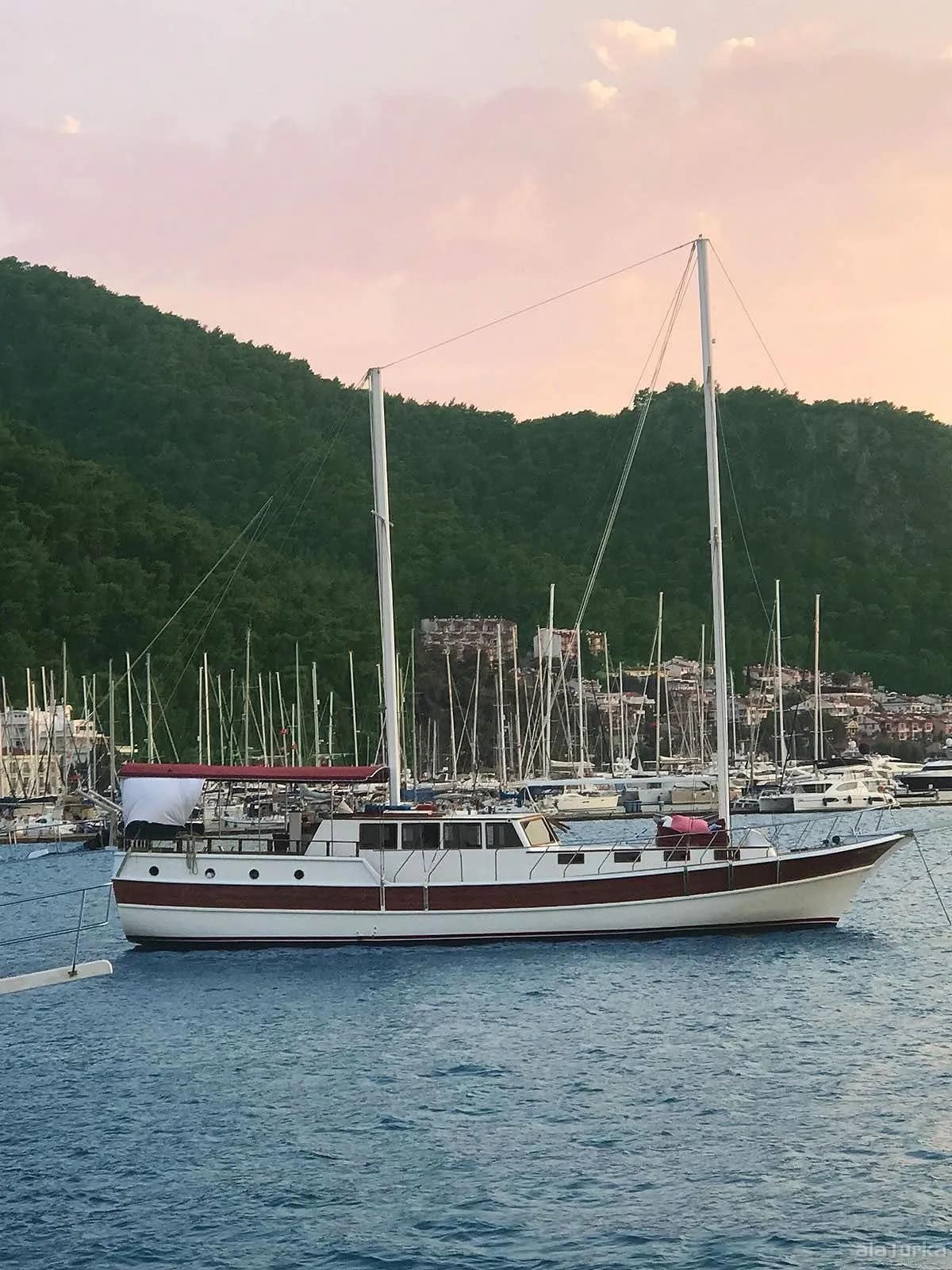 Fethiye 30m Kiralık Tekne