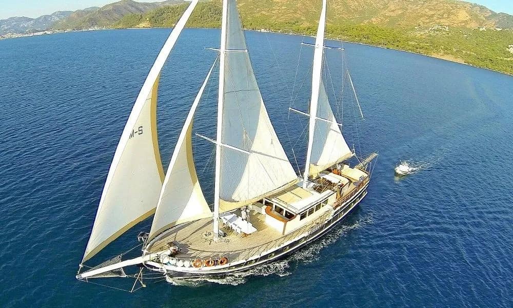 Rent a 30m Gulet in Marmaris
