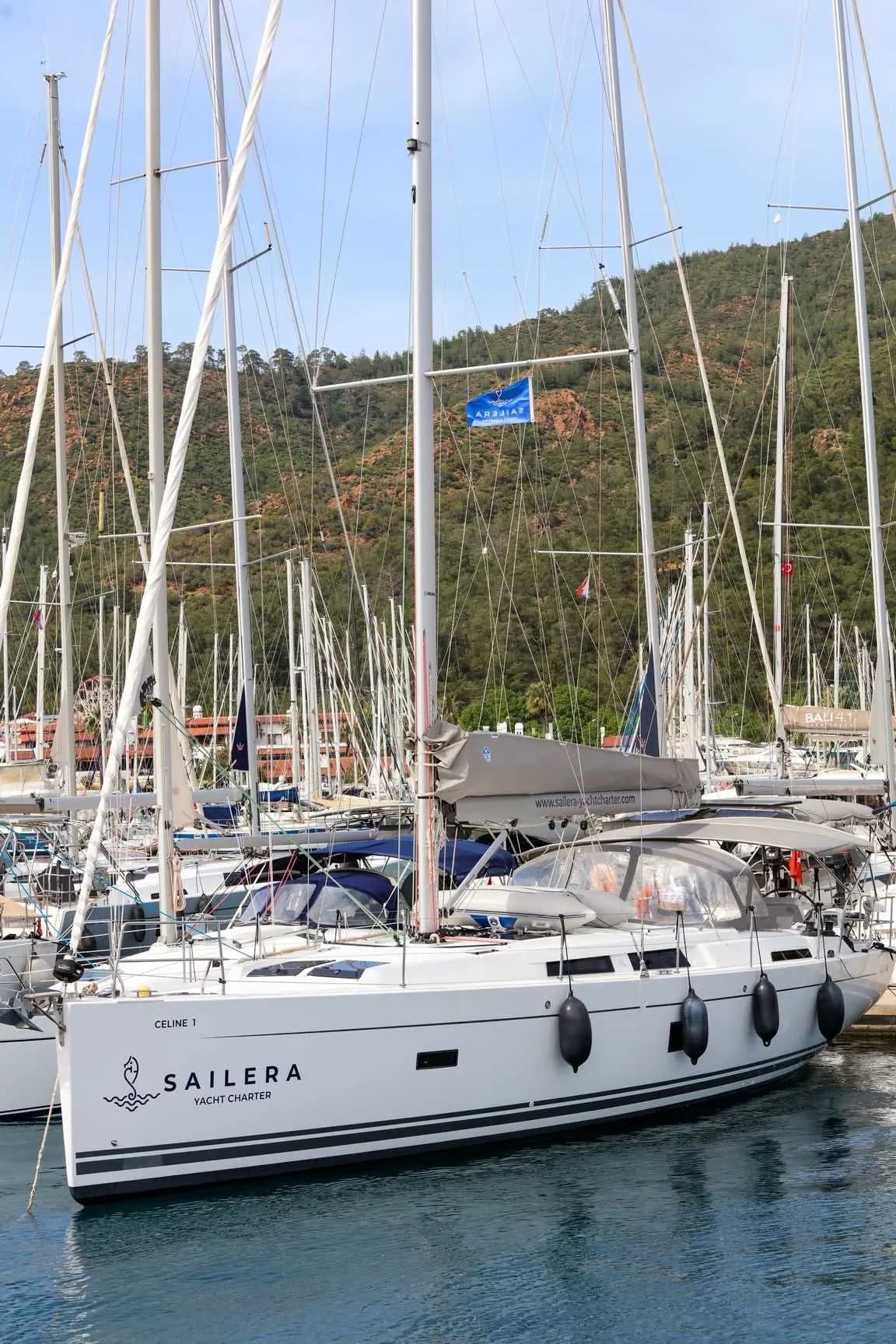 Celine 1: Stylish 4-Cabin Sailing Yacht in Marmaris - Fotoğraf 4