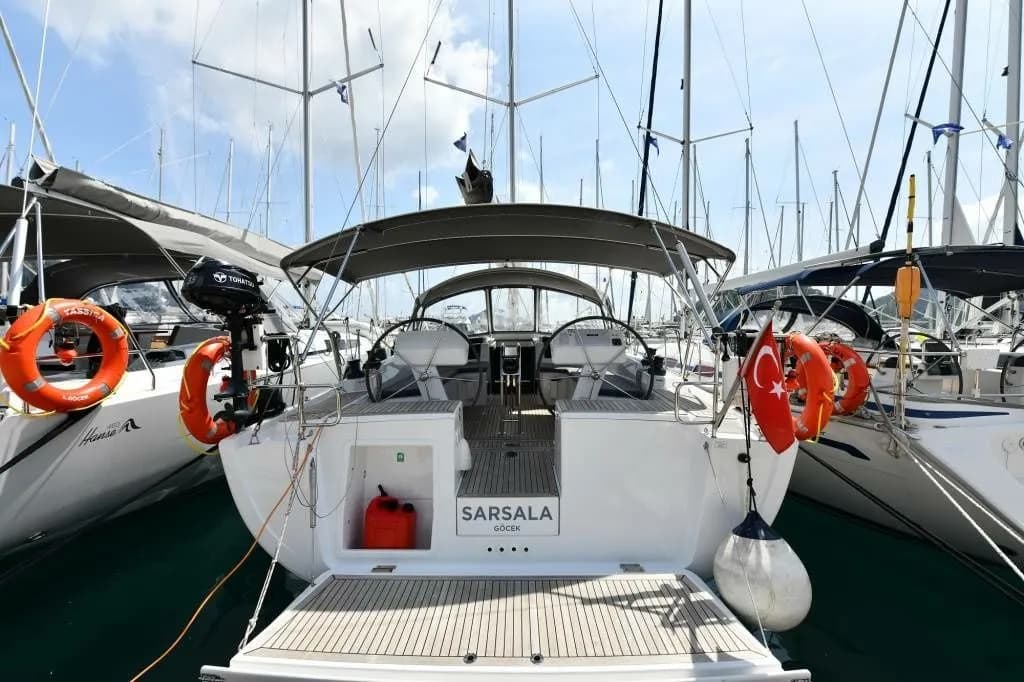 Sarsala 458: 4 Kabin, 2 Tuvalet, 14 Metre Konfor - Fotoğraf 1