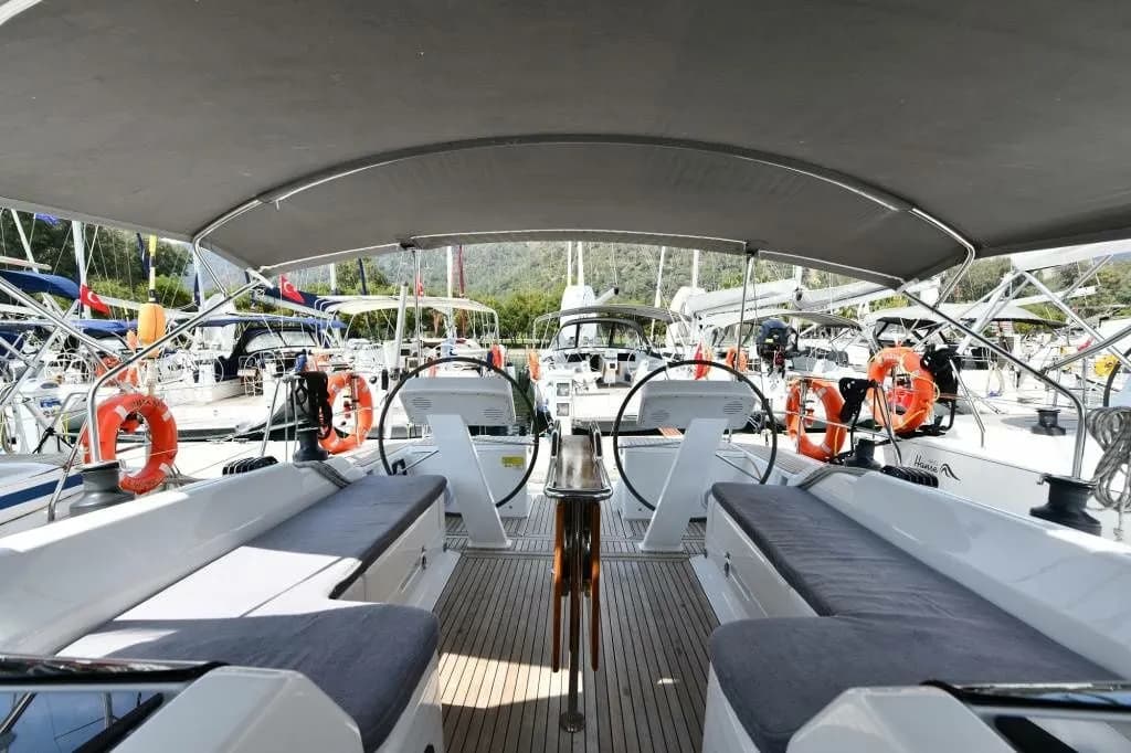 Sarsala 458: 4 Kabin, 2 Tuvalet, 14 Metre Konfor - Fotoğraf 5