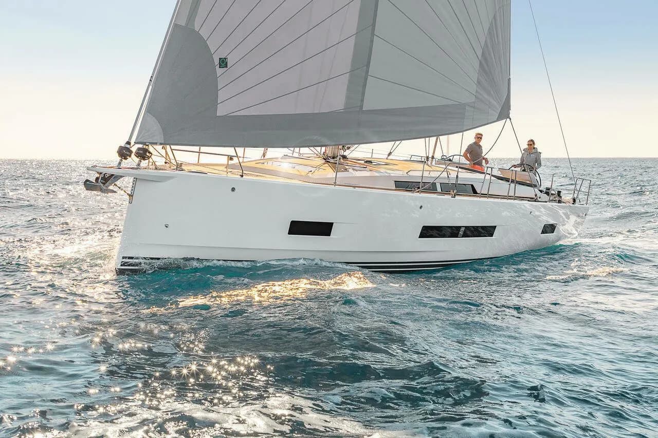Amalfi 460: Komfort & Stil auf See - Fotoğraf 1