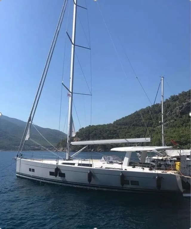 Ananija 2: Stylish Comfort & Sailing Fun - Fotoğraf 1