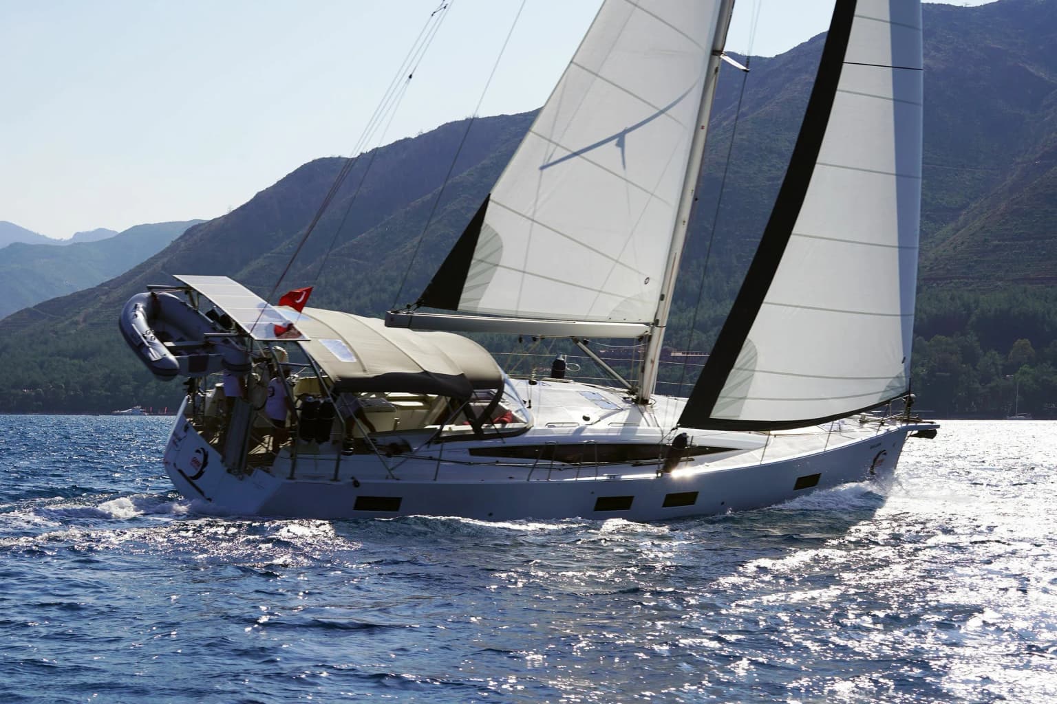 Sunlark 54: Stylish Comfort & Sailing Fun - Fotoğraf 3