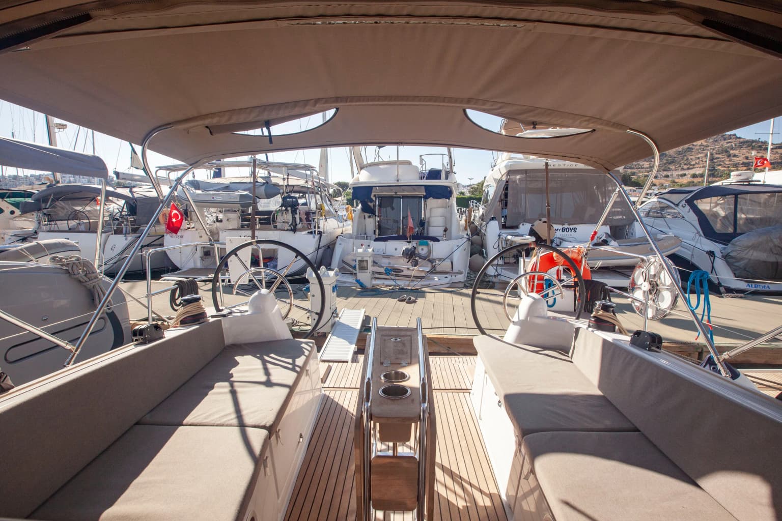 Ocean Breeze: 3 Kabinli Konforlu Yelken Keyfi - Fotoğraf 4