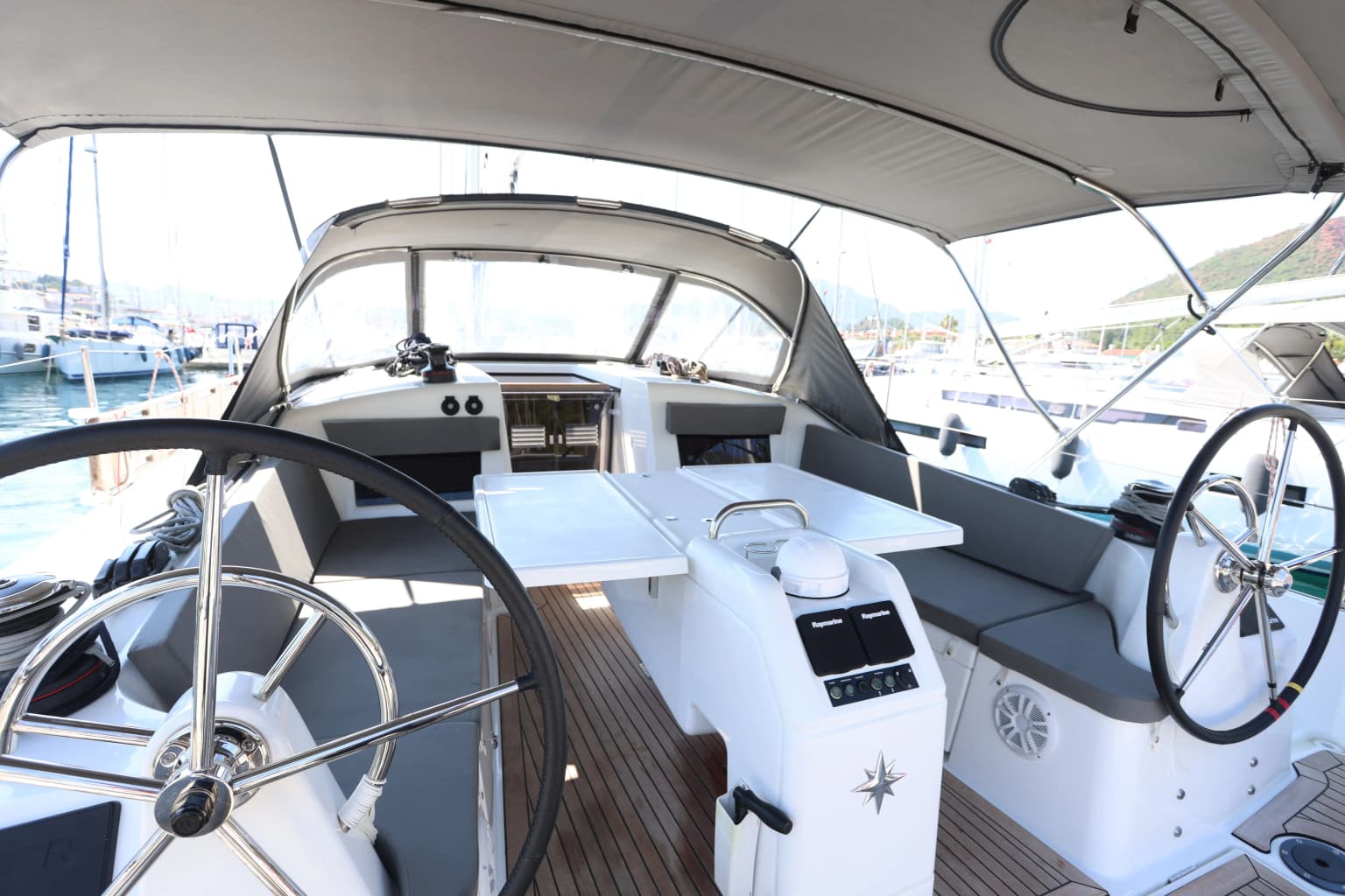 Sirius 2: Komfort & Segelspaß in Marmaris - Fotoğraf 4