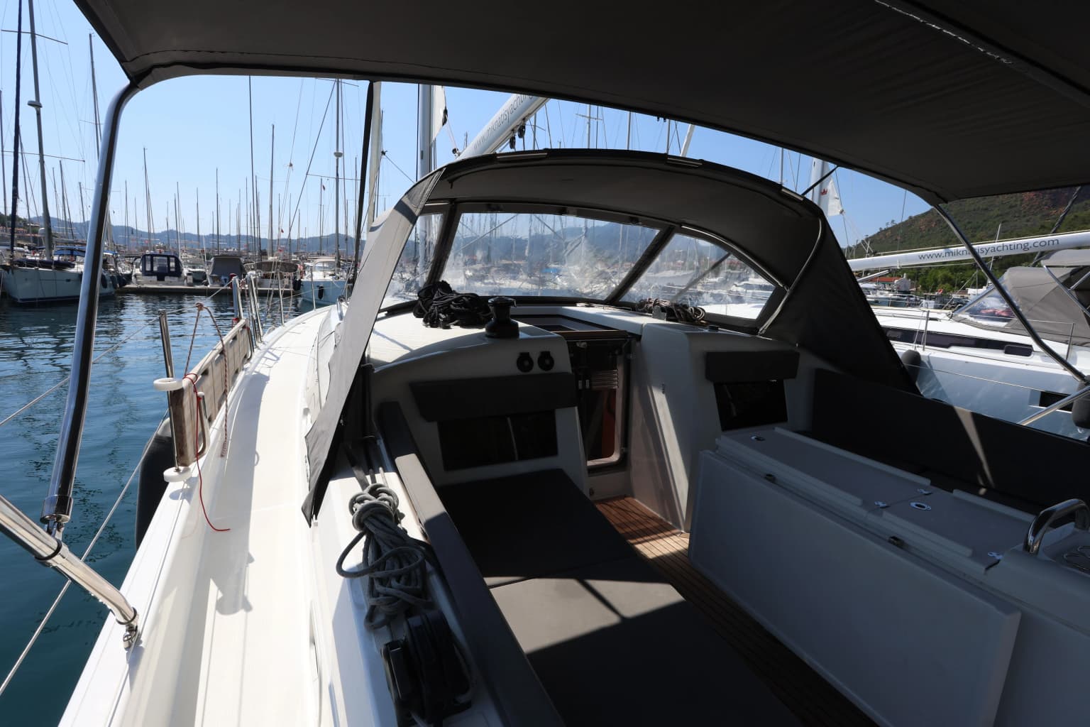 Sirius 2: Stylish Comfort & Sailing Fun - Fotoğraf 5
