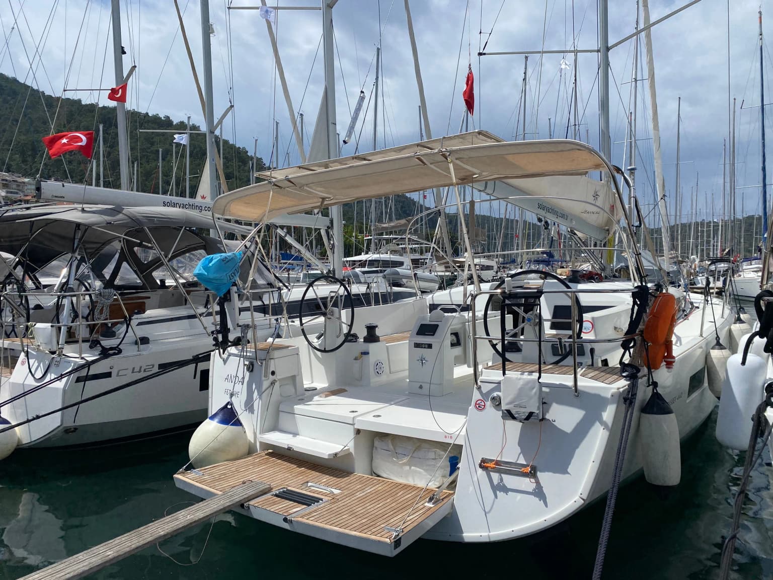 Anda: Stylish Jeanneau Sailing Yacht in Fethiye - Fotoğraf 4