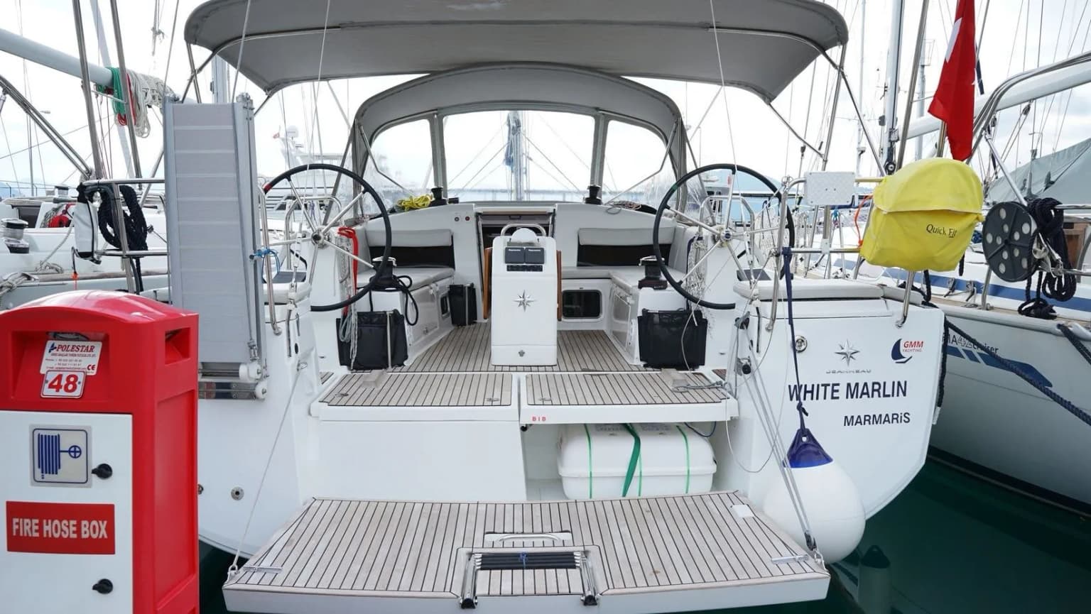 White Marlin: Komfort & Stil auf See - Fotoğraf 1