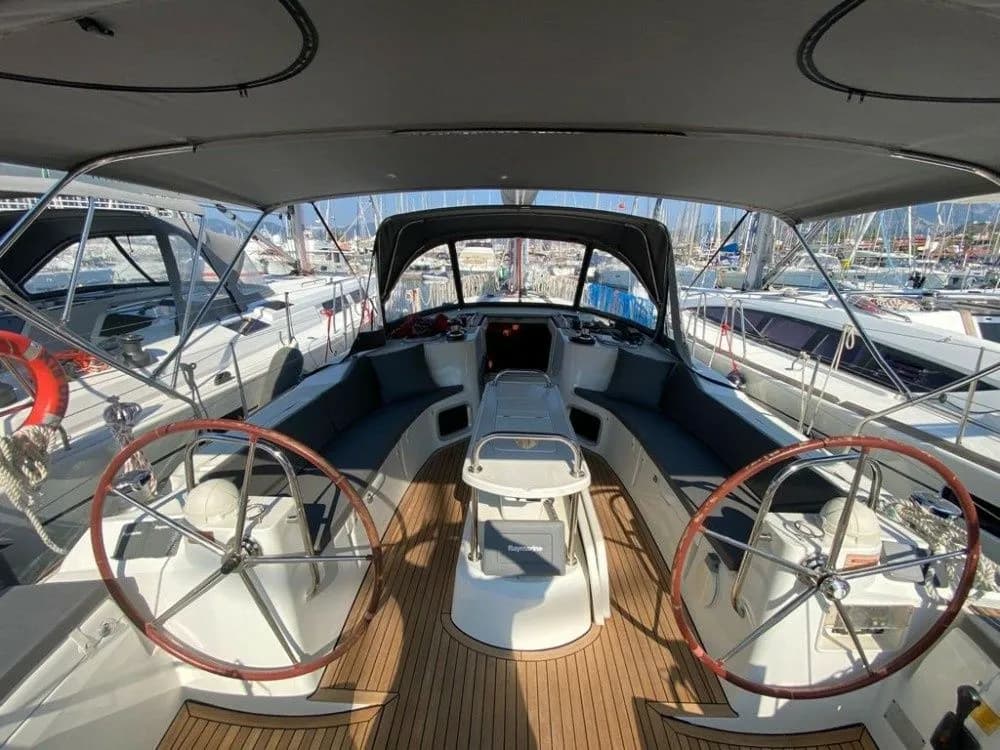 Capella 2: Spacious Sailing Comfort in Marmaris - Fotoğraf 3