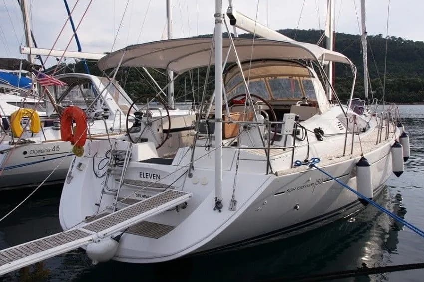 Eleven: Stylish Sailing with AC & Oven - Fotoğraf 3