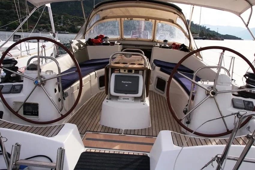 Eleven: Stylish Sailing with AC & Oven - Fotoğraf 5