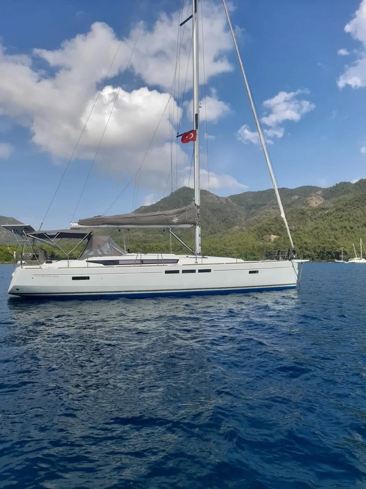 Sabine L: Stylish Sailing with 4 Cabins & Climate Control - Fotoğraf 4