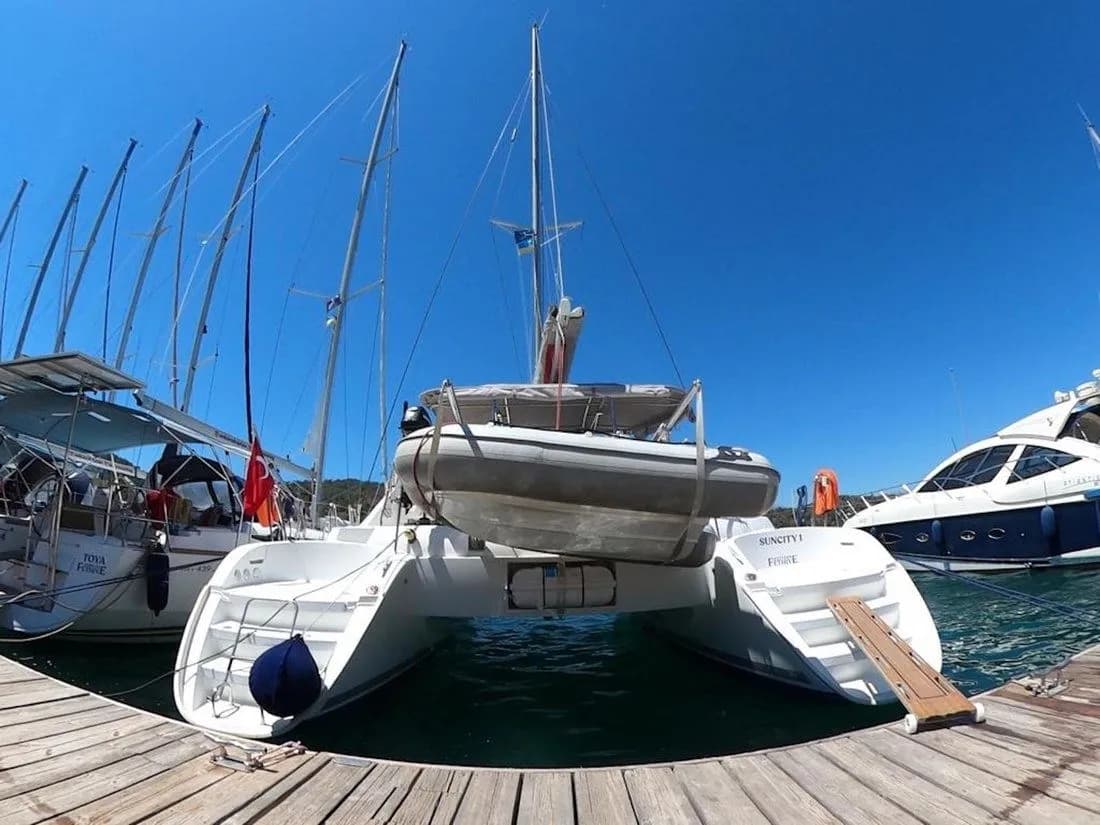 Suncity 1: Energetic Lagoon Catamaran Escape - Fotoğraf 3
