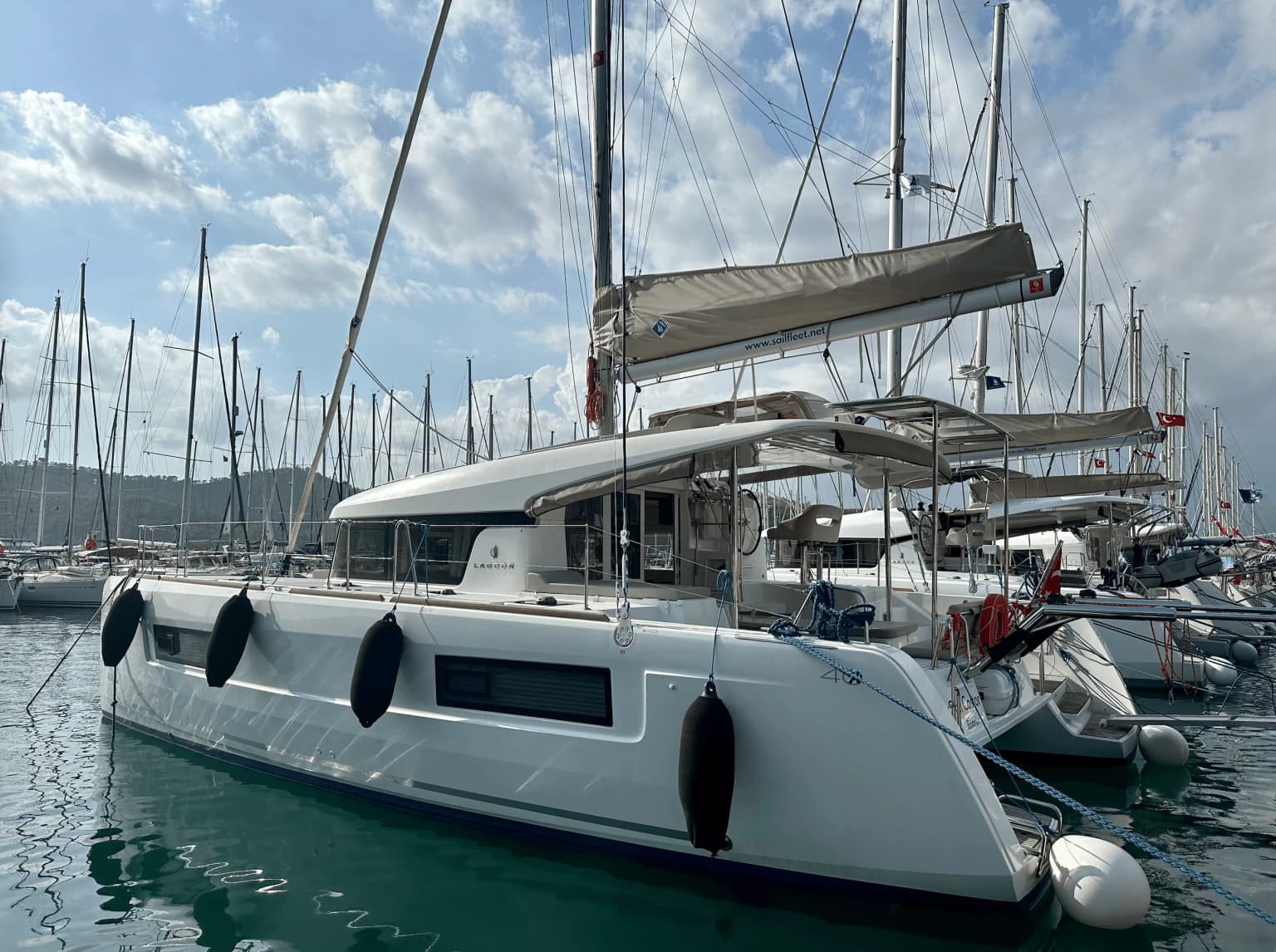 Sail Castor 40: Konforlu Catamaran Tatili - Fotoğraf 4
