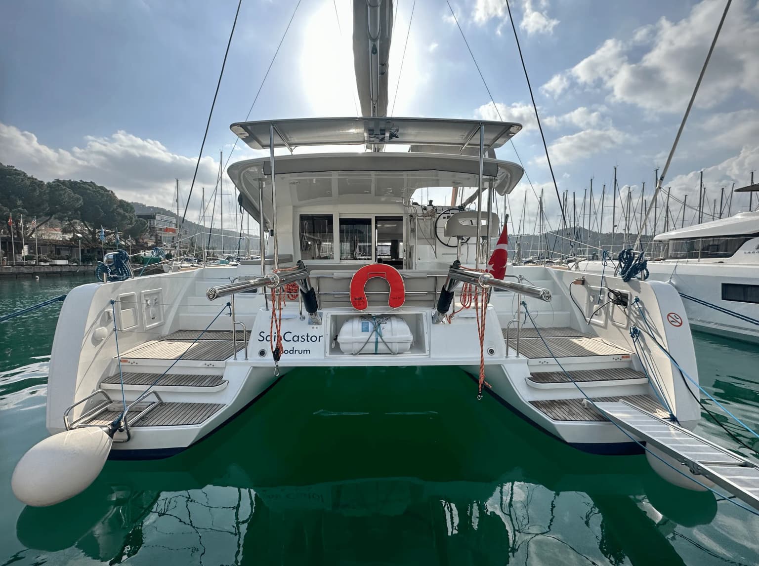Sail Castor 40: Konforlu Catamaran Tatili - Fotoğraf 5