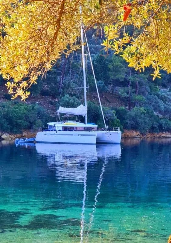 Dolce Vita Ela: Luxe Catamaran Escape - Fotoğraf 4