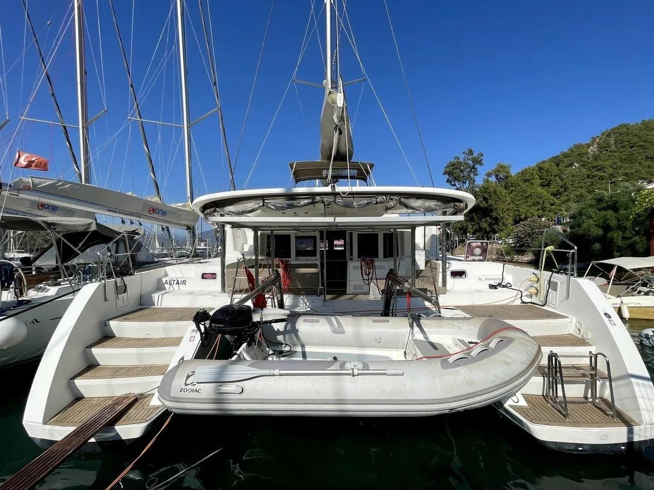 Lagoon 450 F