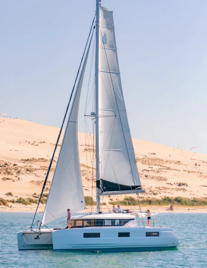 Lagoon New 46: Stylish Catamaran Comfort - Fotoğraf 4