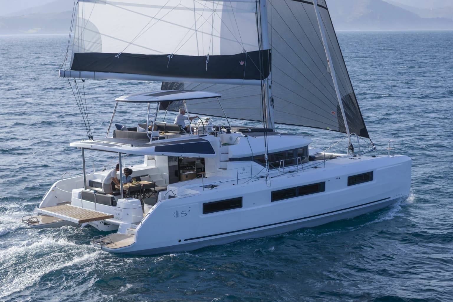Vera Lagoon 51: Spacious, Airy Catamaran Escape - Fotoğraf 1