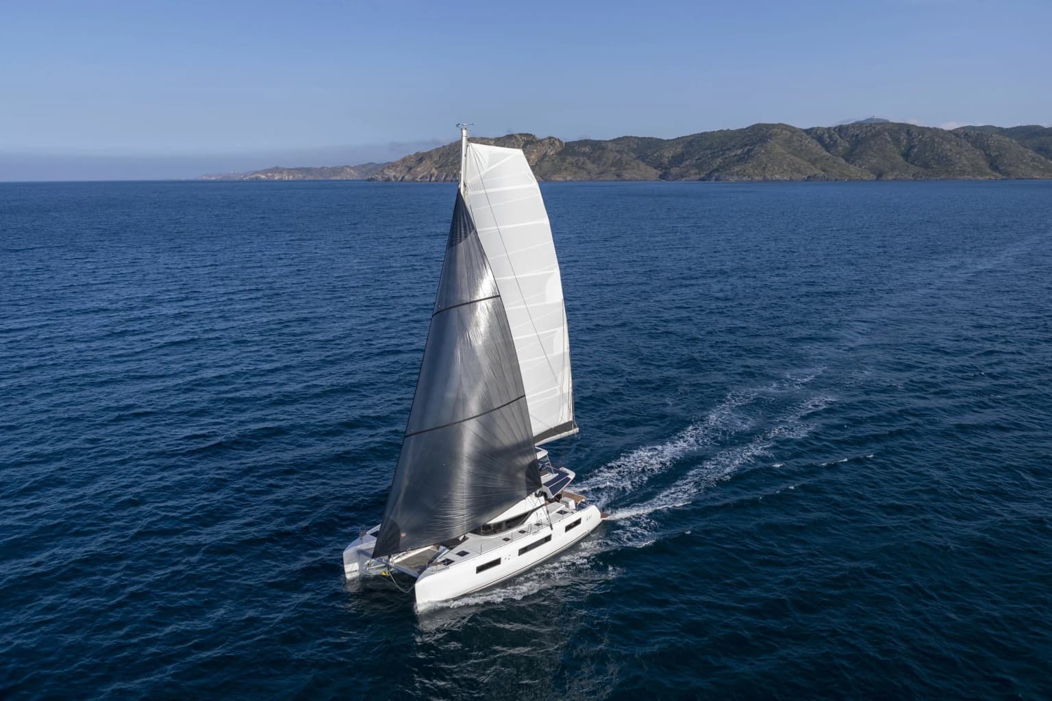 Vera Lagoon 51: Spacious, Airy Catamaran Escape - Fotoğraf 4
