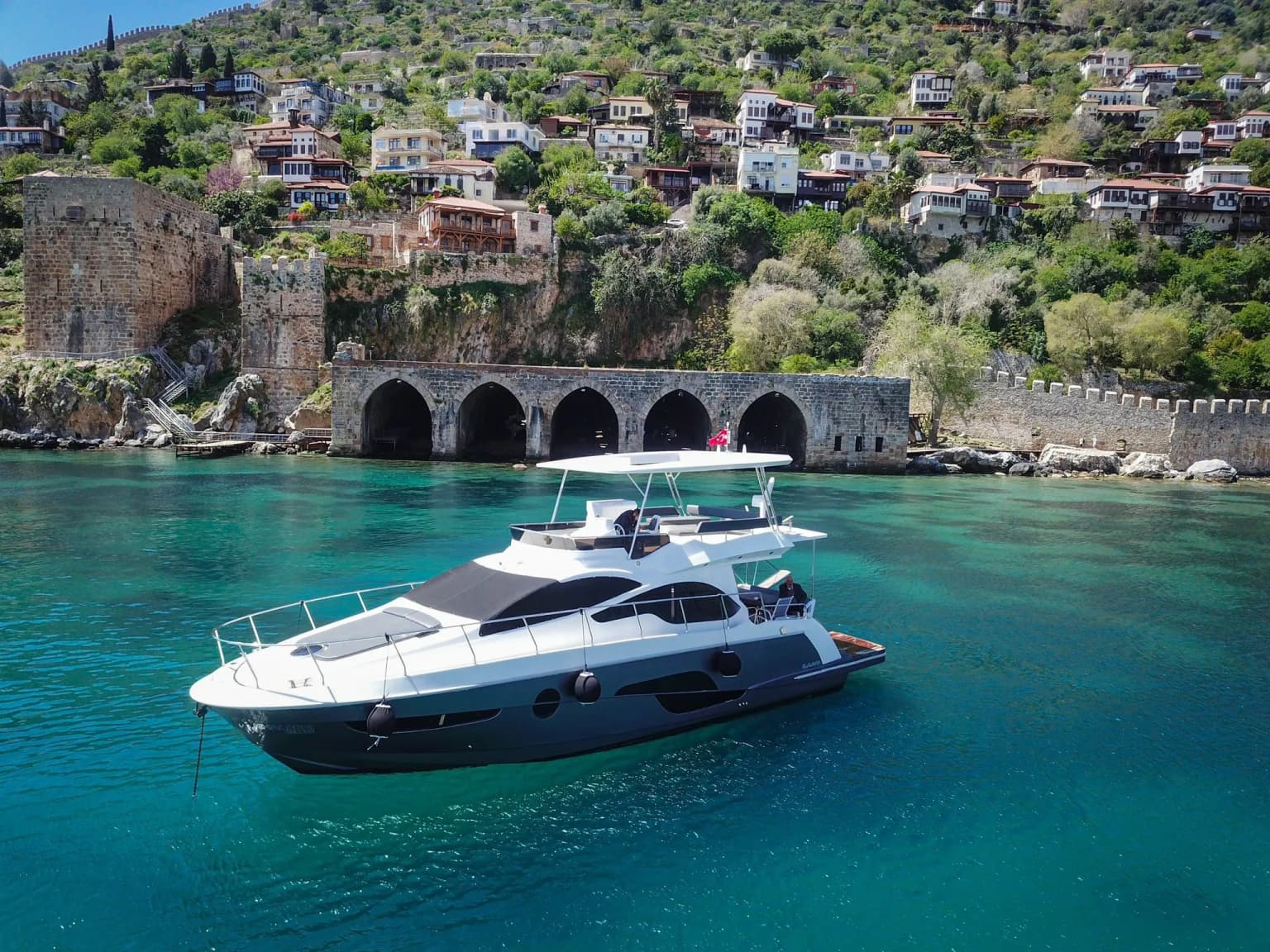 Khaleesi Deluxe: Stylish Comfort & Water Fun - Fotoğraf 4