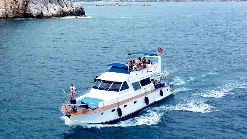Sahmeran: 2023 Yenilenmiş, 28 Kişilik Motor-Yacht - Fotoğraf 2