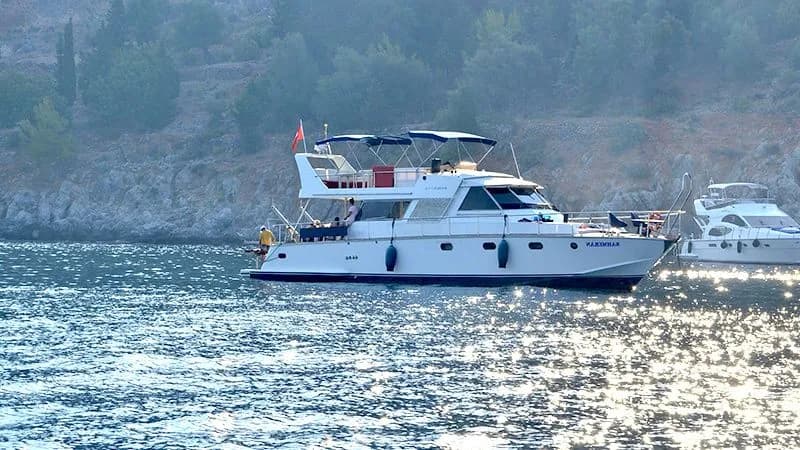 Sahmeran: 2023 Yenilenmiş, 28 Kişilik Motor-Yacht - Fotoğraf 5