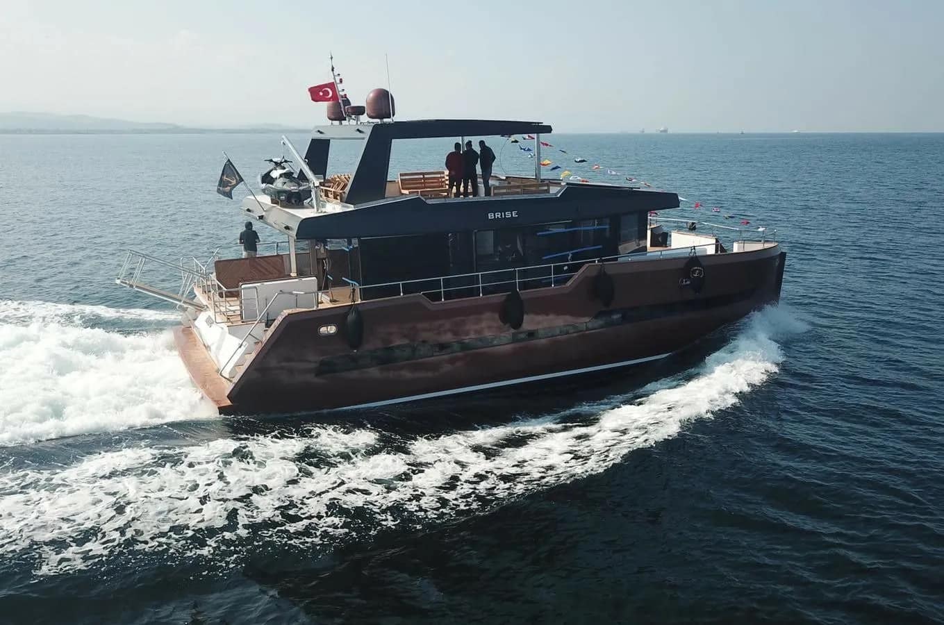 17m Istanbul Boat Hire