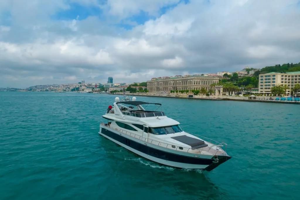 Rent a 26m 2 Cabin Motor Yacht in Istanbul