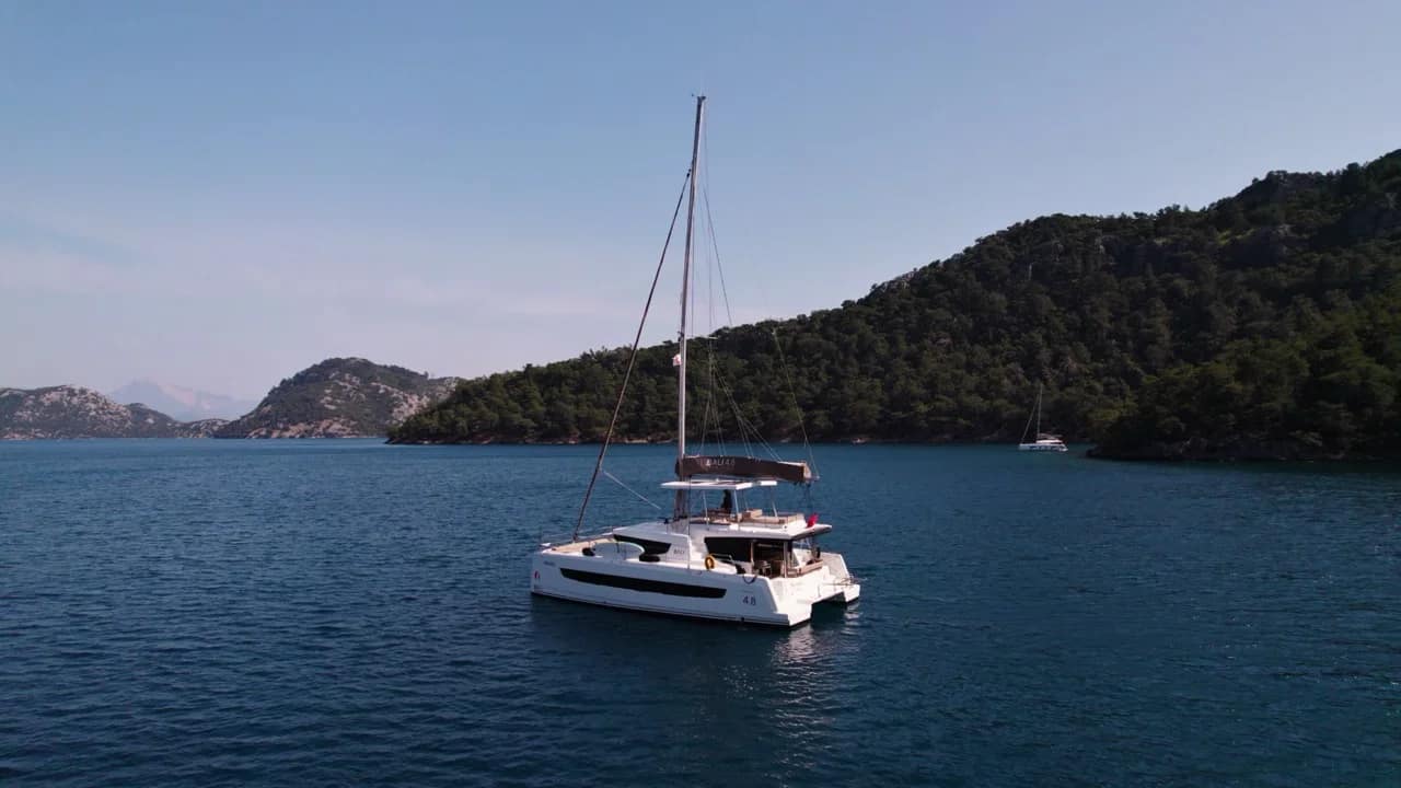 Catana Bali 4.8