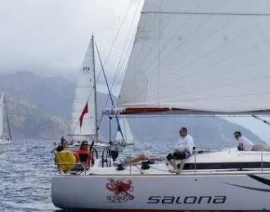 Grey Goose 41: Stylish Comfort & Sailing Fun - Fotoğraf 4