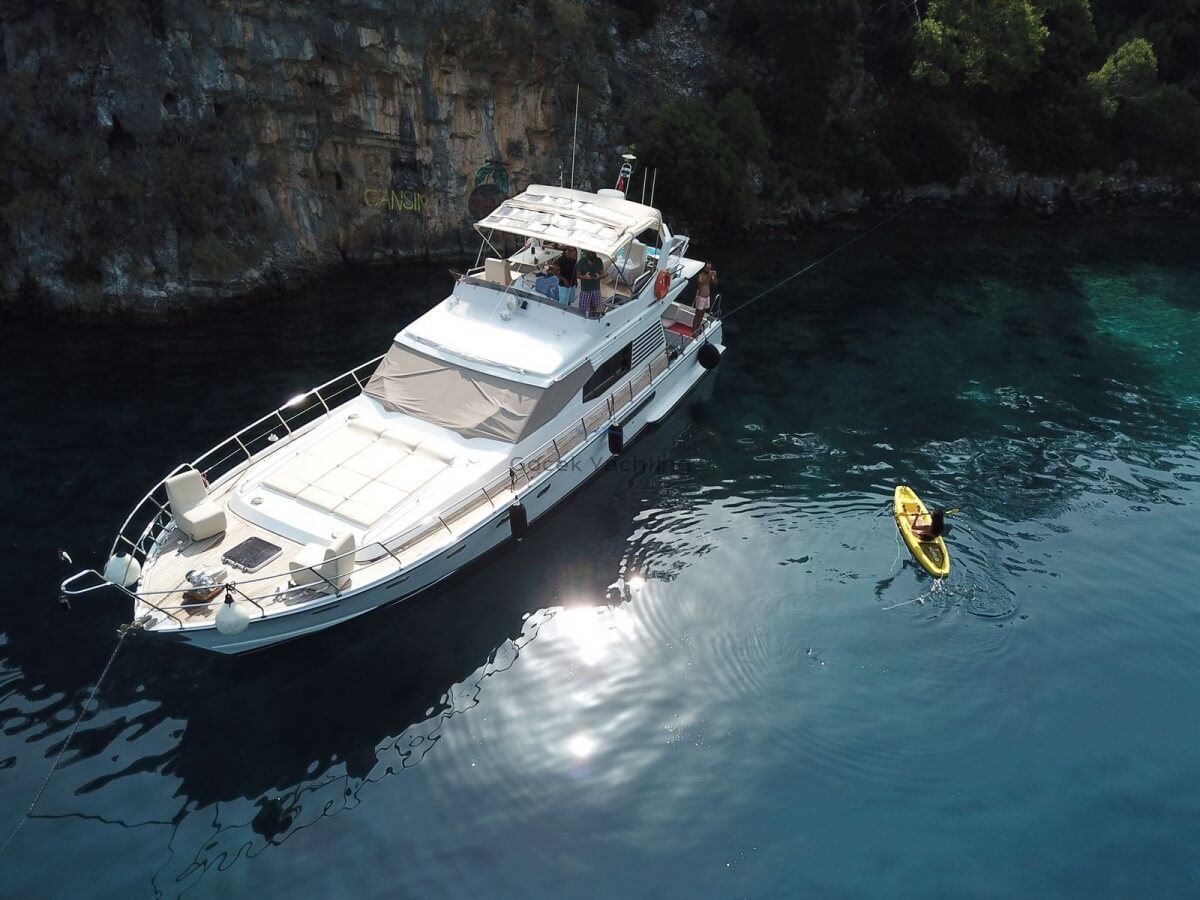 Lagoon teknesi dış görünüm