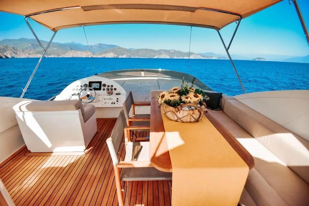 Rent a 21.37m Abacus 70 in Göcek - Fotoğraf 5