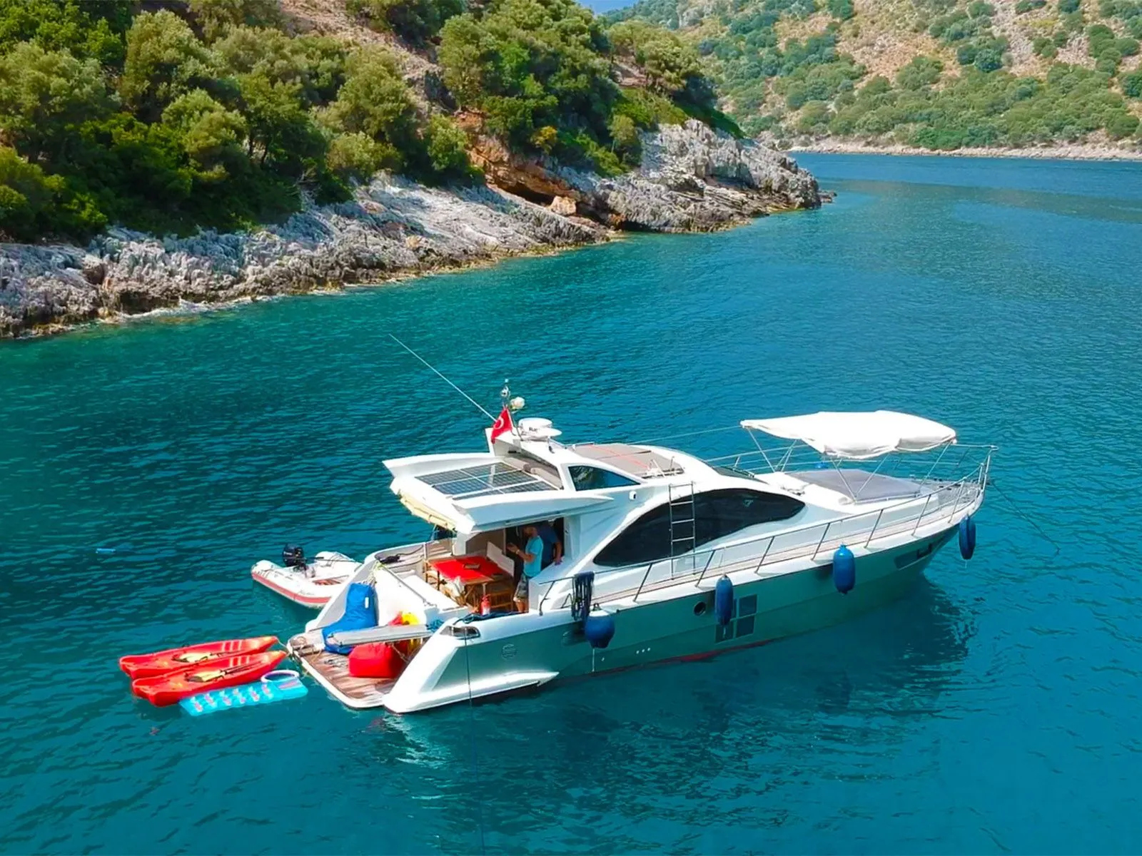 Арендуйте 13м Azimut 43 S моторная яхта в Гёчек - Fotoğraf 2