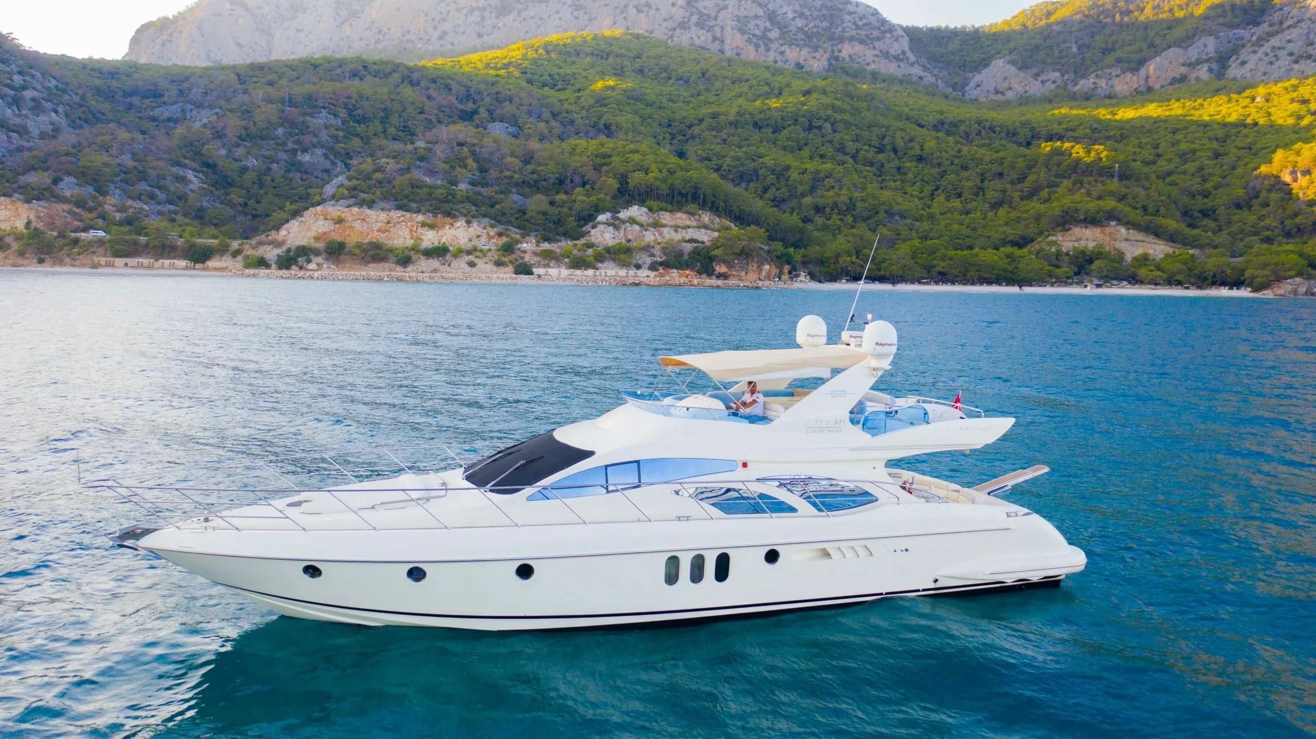 Antalya 19.86m Kiralık Motoryat - Fotoğraf 2