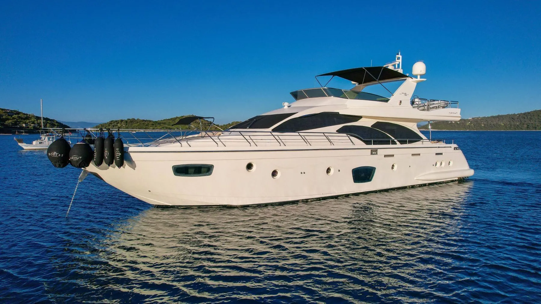Charter a 23m Motor Yacht Azimut 75 in Bodrum - Fotoğraf 1