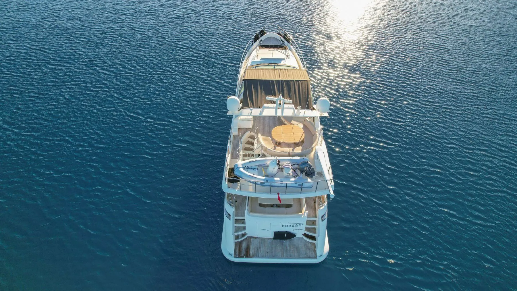 Charter a 23m Motor Yacht Azimut 75 in Bodrum - Fotoğraf 3