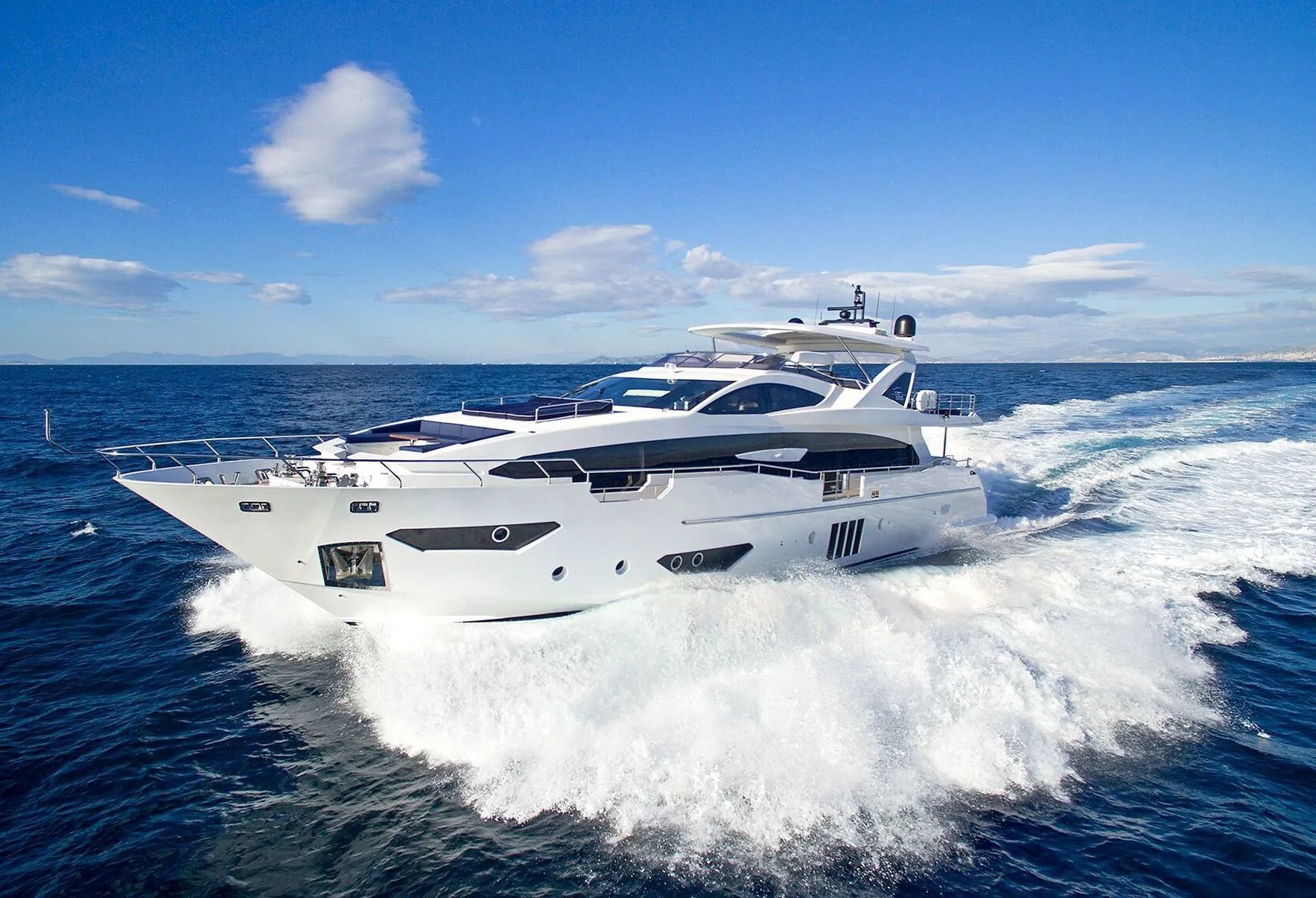 Bodrum 29.1m Kiralık Azimut Grande 30 - Fotoğraf 1