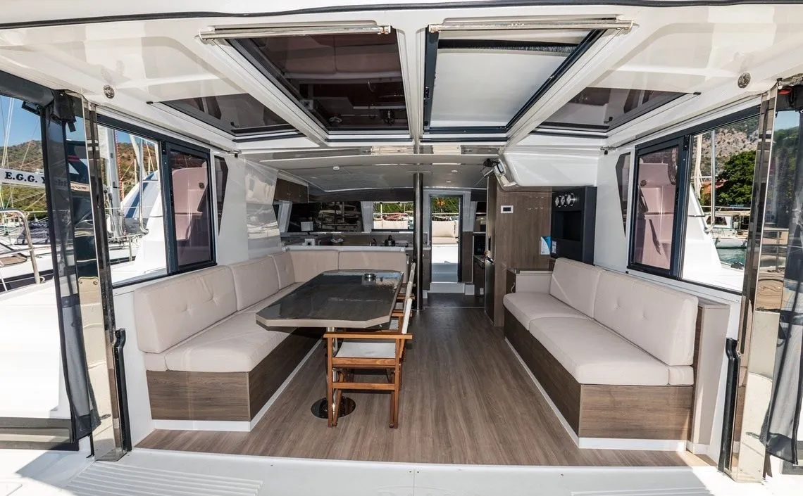 Charter a 12.85m Catamaran in Göcek - Fotoğraf 5
