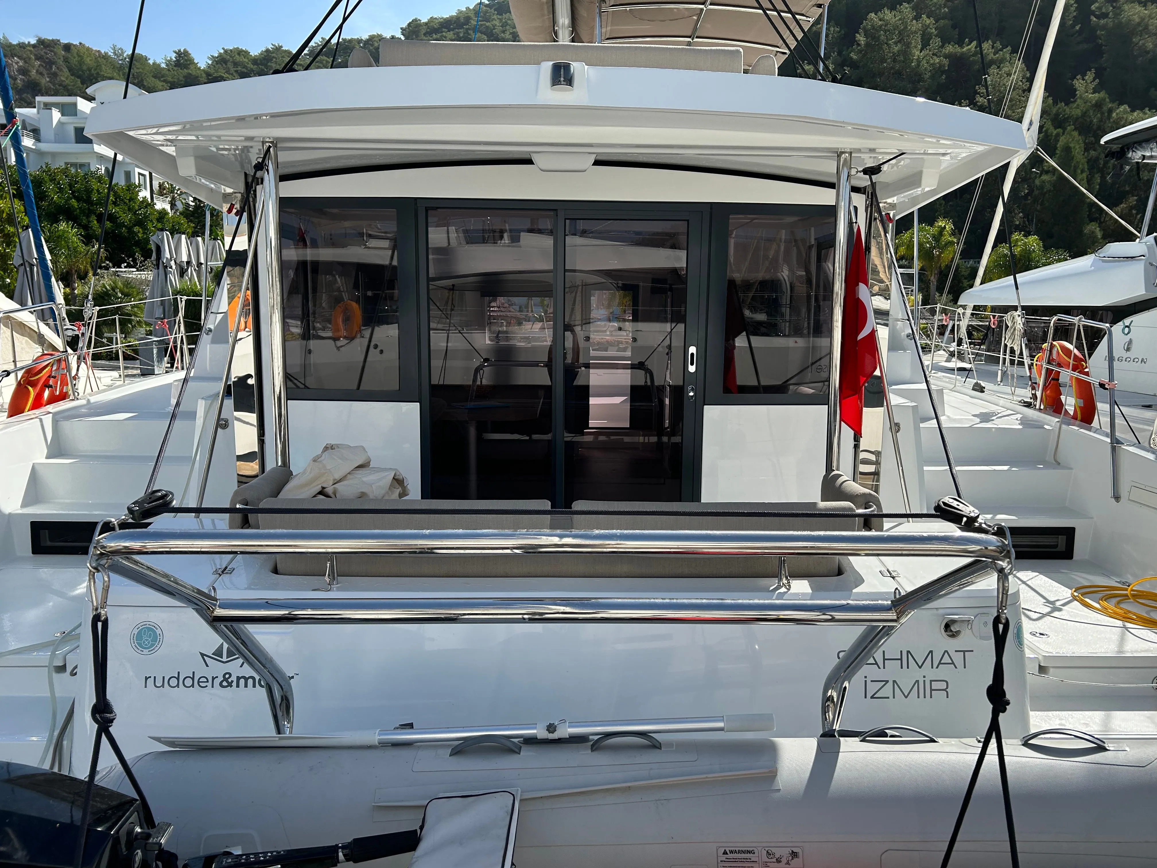 Charter a 12.85m Catamaran in Fethiye - Fotoğraf 3