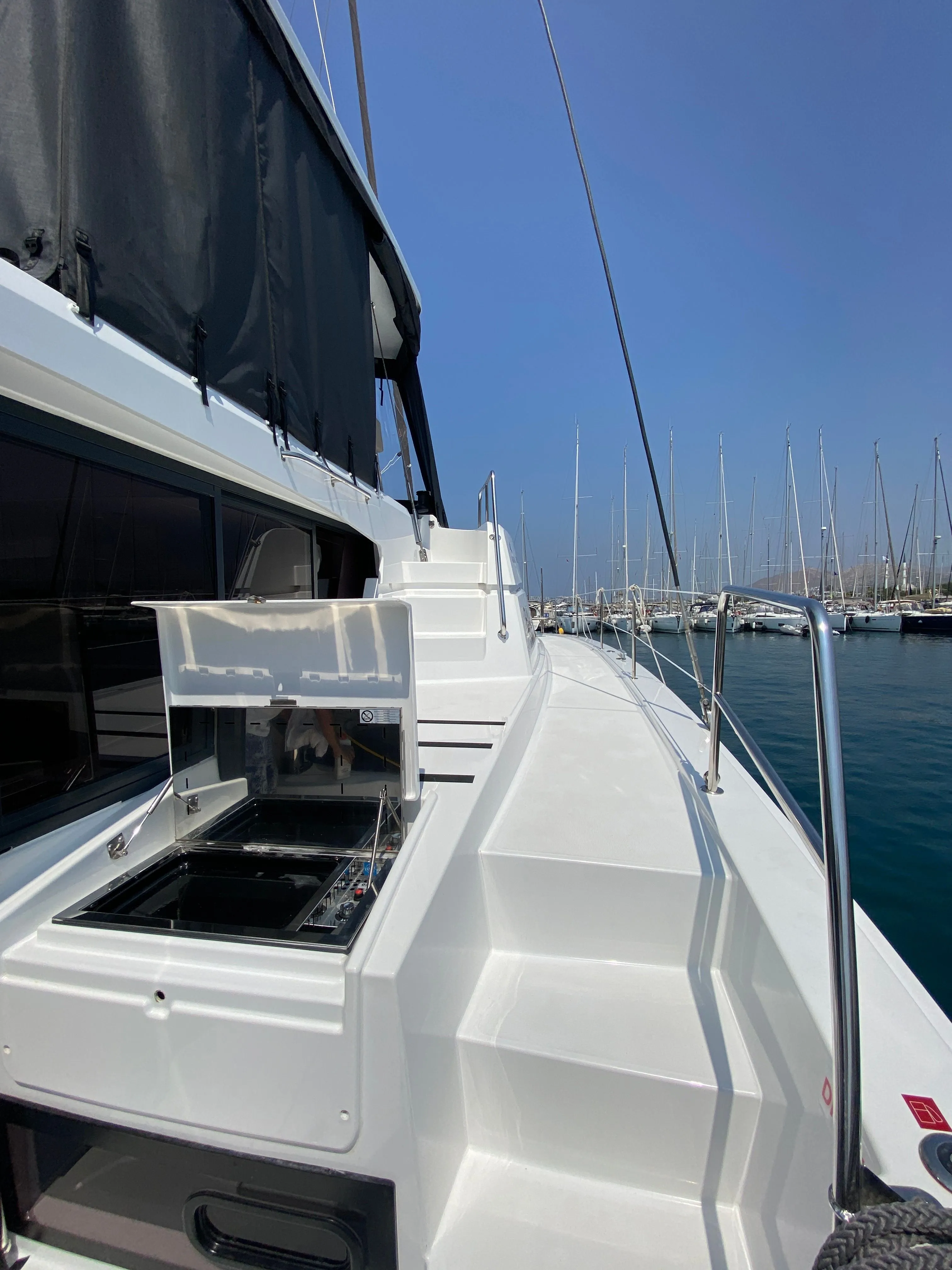 Charter a 14.28m Catamaran in Göcek - Fotoğraf 3
