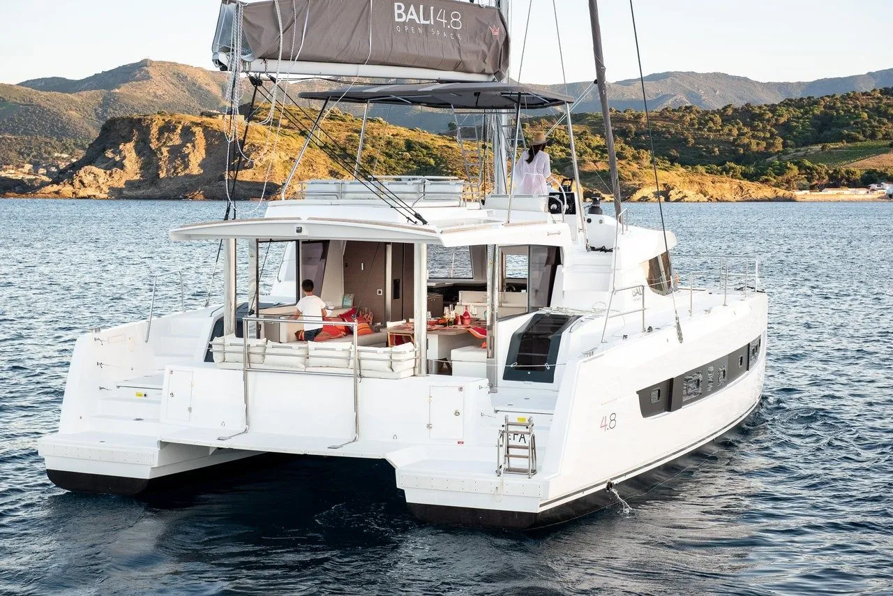Marmaris Kiralık Bali 4.8 14.05m Katamaran - Fotoğraf 3