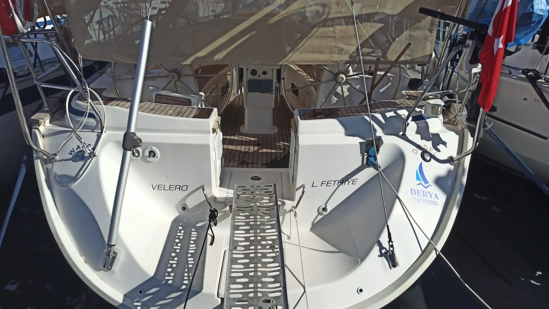 Rent a 13.41m 4 Cabin Sailing Yacht in Fethiye - Fotoğraf 5