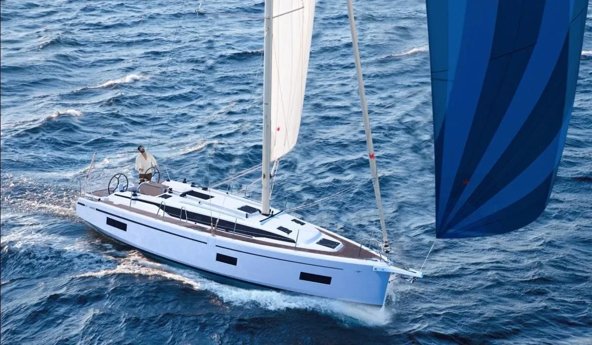 Explore Göcek on a 10.99m Bavaria C38 Sailing Yacht Rental - Fotoğraf 4