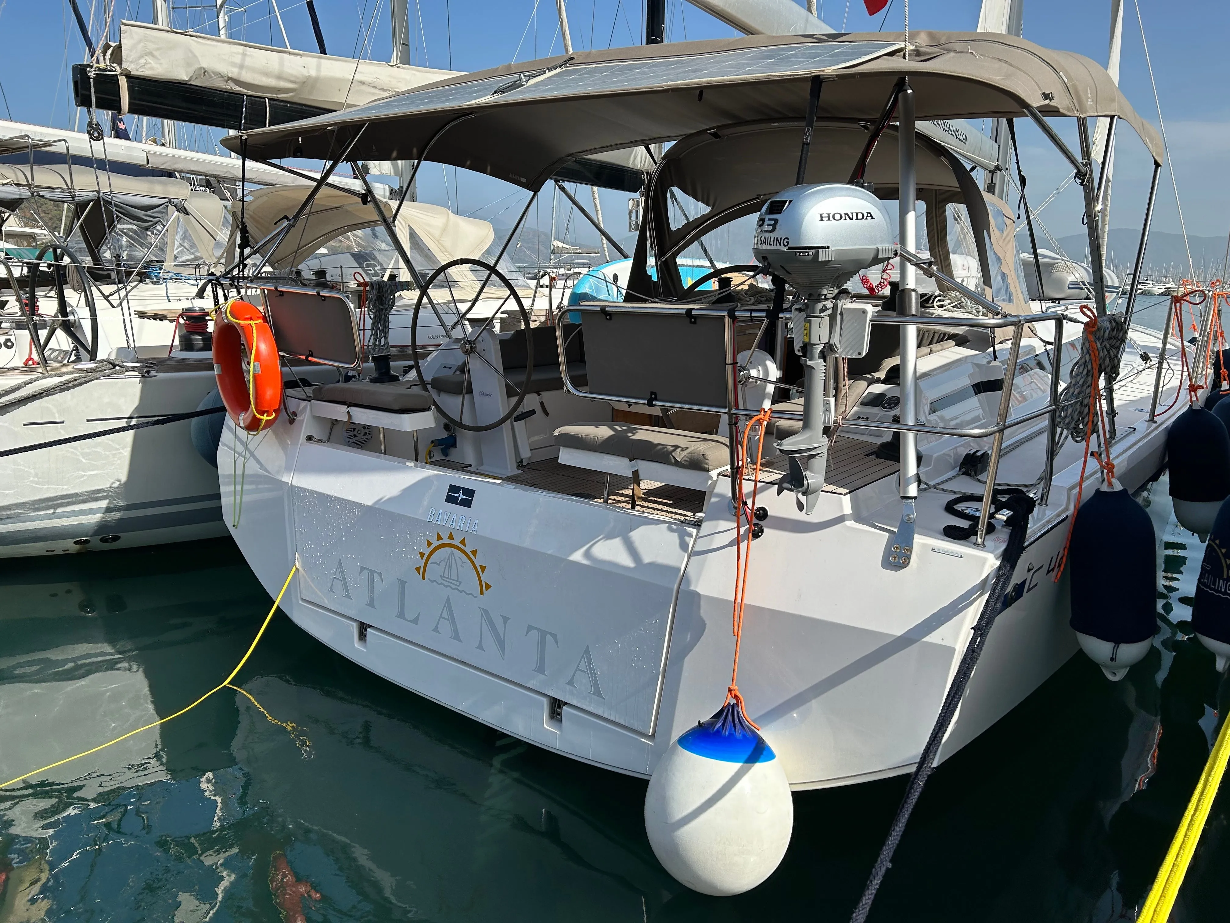 Fethiye Kiralık Bavaria C42 12.38m Yelkenli Yat - Fotoğraf 4