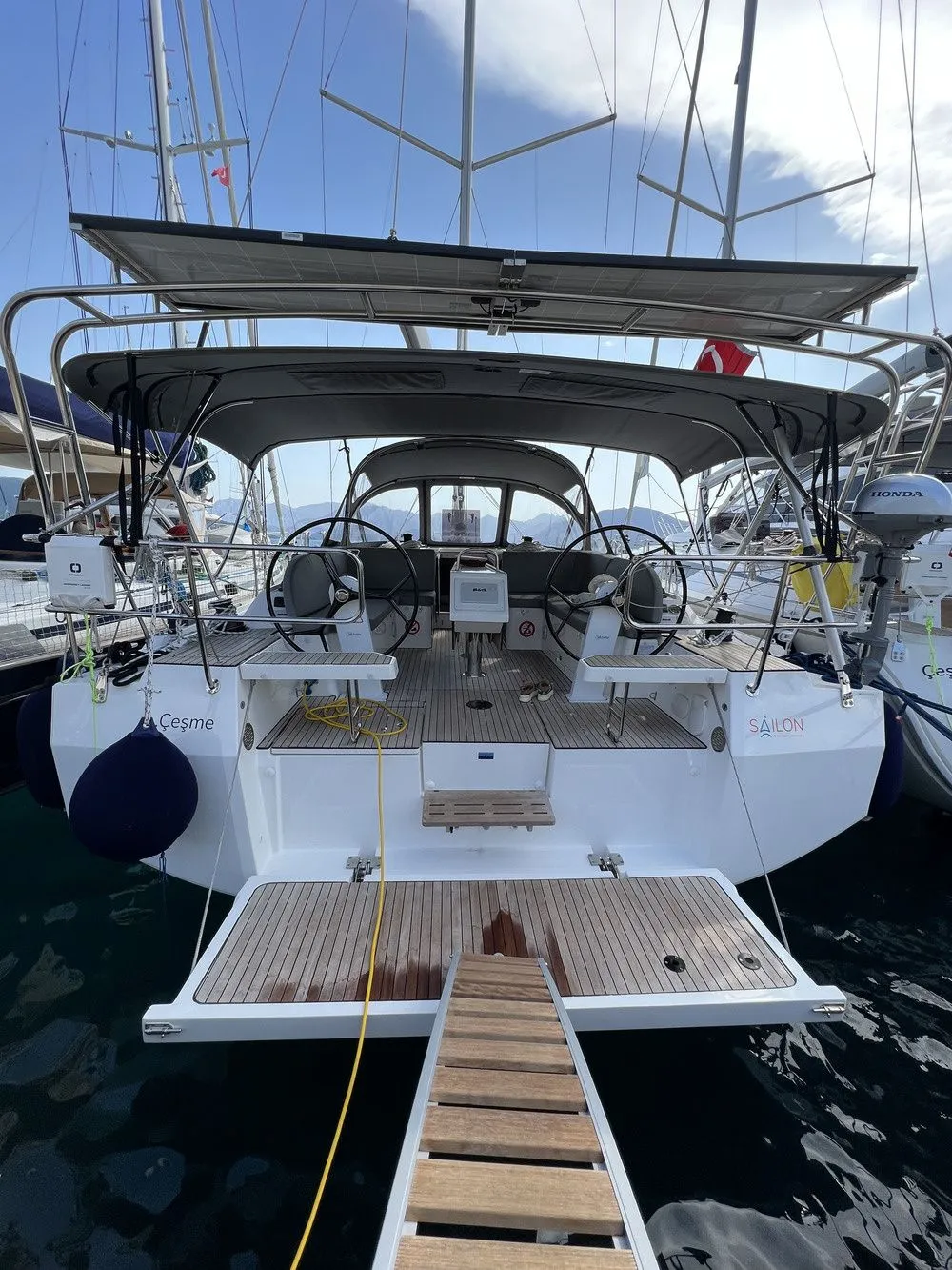 Marmaris 12.4m Kiralık 3 Kabinli Yelkenli Yat - Fotoğraf 3