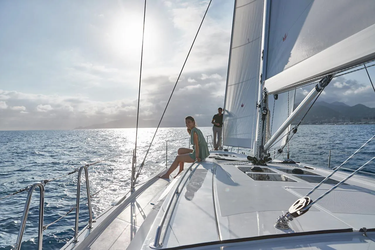 Rent a 15.55m Bavaria C50 Sailing Yacht in Göcek - Fotoğraf 5