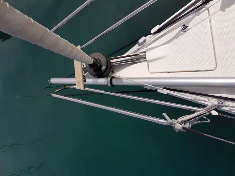 9.99m Göcek 2 Cabin Sailing Yacht Hire - Fotoğraf 5