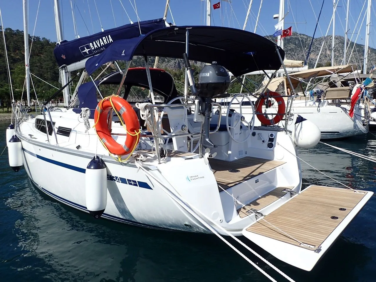 Charter a 9.99m Sailing Yacht in Göcek - Fotoğraf 3